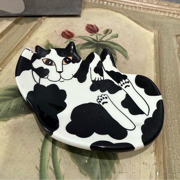 Cats by Nina Lyman Tuxedo Kitty Spoon Rest Trinket Dish - Picture 4 of 10